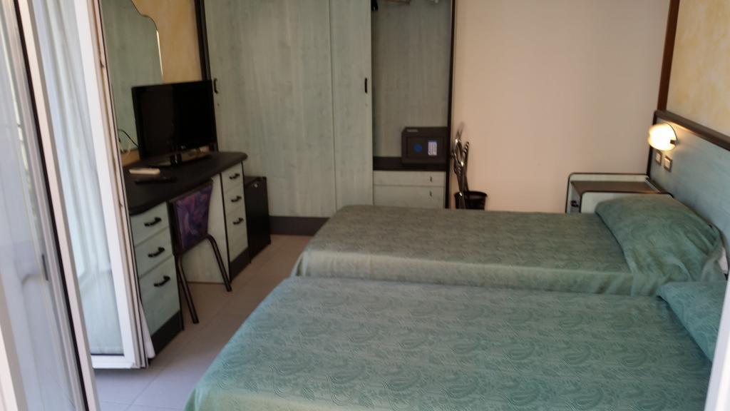 Hotel San Nazario Varazze Phòng bức ảnh